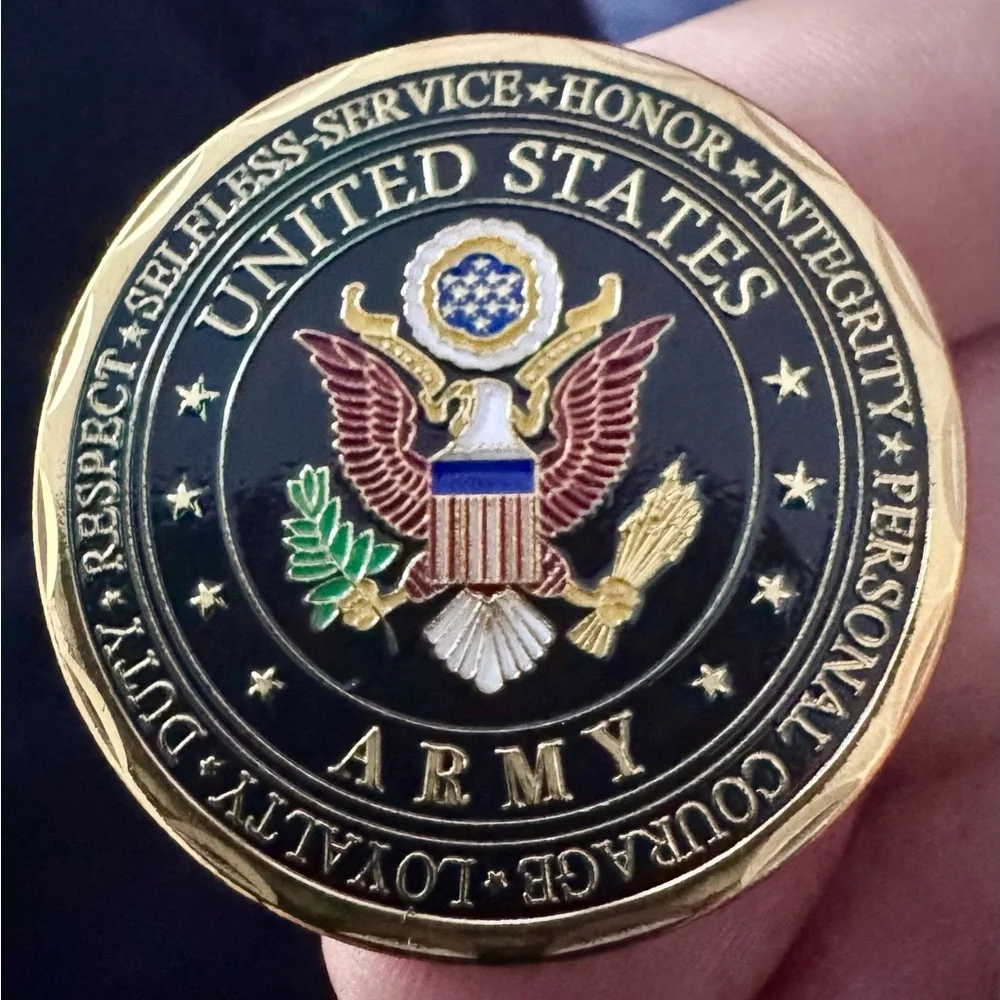 U.S. Army Commemorative Coin - Picture 2 of 2